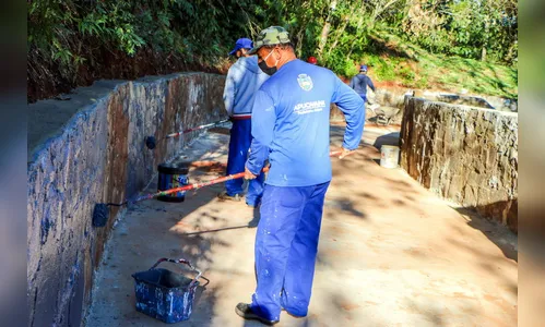 Prefeitura recupera canal no Parque da Raposa
