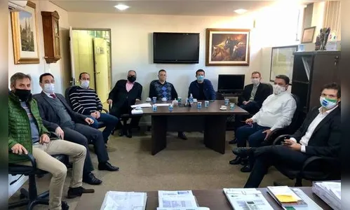 Comissão tenta reverter fechamento da Jucepar em Arapongas