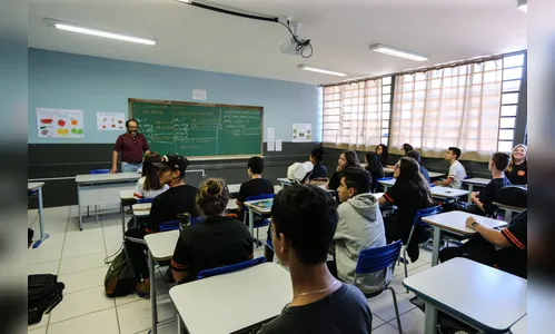 Rede estadual bate recorde de alunos inscritos no Enem