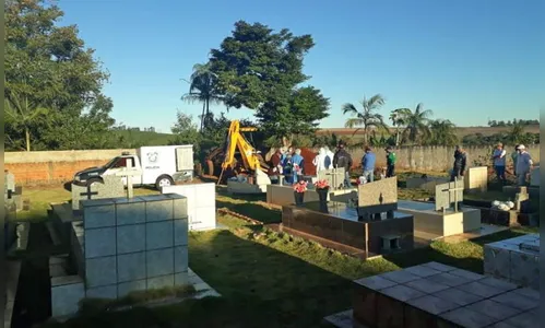 Policia Civil exuma corpo de homem encontrado morto em Lidianópolis