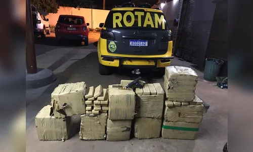 Homem morre após troca de tiros com a PM e mais de 300 Kg de maconha foram apreendidos