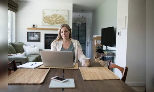 Home office definitivo? Para 74% das empresas no Brasil, a resposta é sim