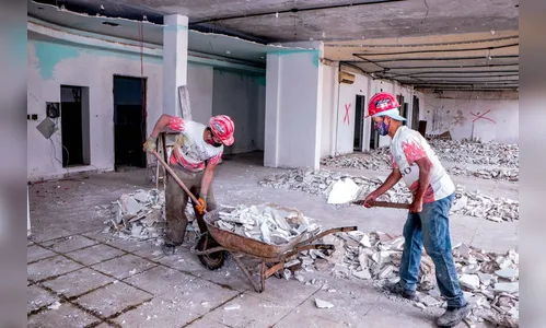 Apucarana inicia última etapa da reforma do Cine Fênix