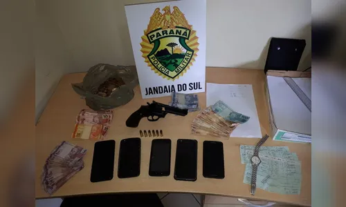 Homem com tornozeleira eletrônica é preso pela PM em Bom Sucesso