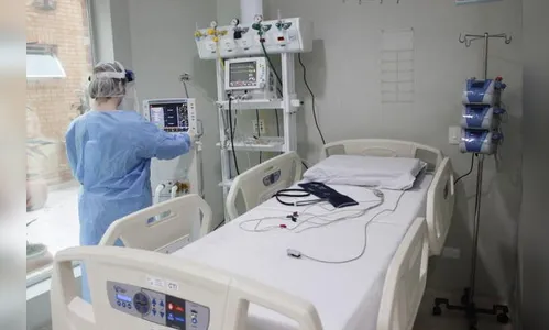 Taxa de ocupação de UTIs em Curitiba chega a 60% e tem cidade da RMC com 100%