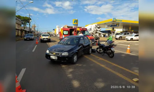 Acidente em Apucarana provoca ferimentos em motociclista