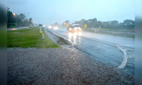 Terça-feira amanhece com chuva em Apucarana e região
