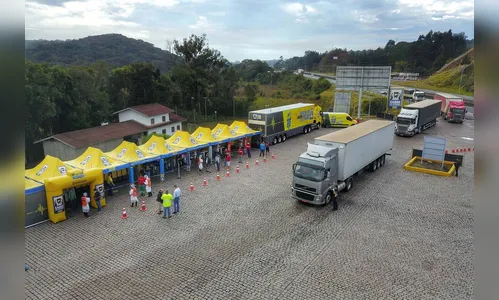 Paraná faz blitz da saúde para cuidar dos caminhoneiros