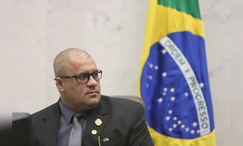 Deputado quer saber por que universidades não iniciaram EAD