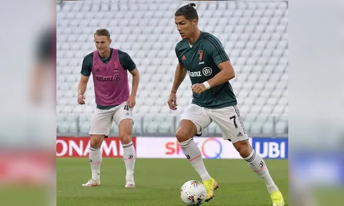 Volta do futebol com clássico na Itália terá clima de decisão