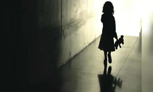 PM prende homem suspeito de abusar da filha de 4 anos