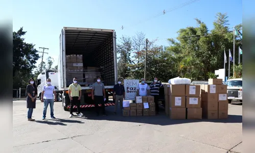 Doação da JBS chega a Jacarezinho