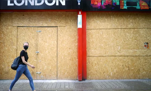 Mortes por covid-19 no Reino Unido chegam a 53.077