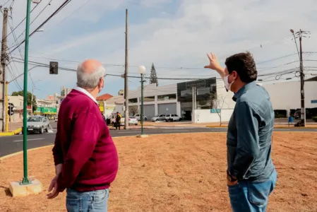 Obras da rotatória na Avenida Curitiba são finalizadas