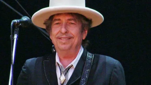 Bob Dylan quebra jejum de oito anos sem inéditas