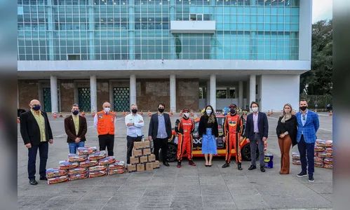 Governo recebe 1,5 tonelada de alimentos e 20 mil frascos de álcool