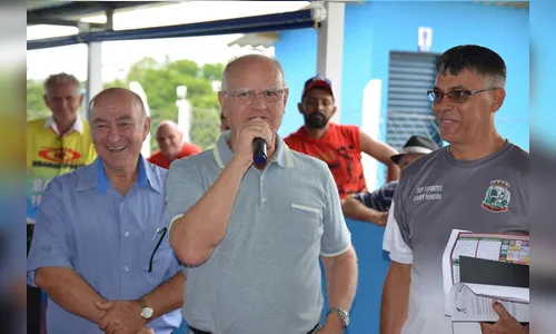 Prefeito de Godoy Moreira anuncia aquisição de Van para transporte escolar