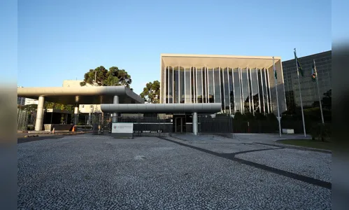 Deputados analisam projeto que limita a 50% a capacidade de ônibus