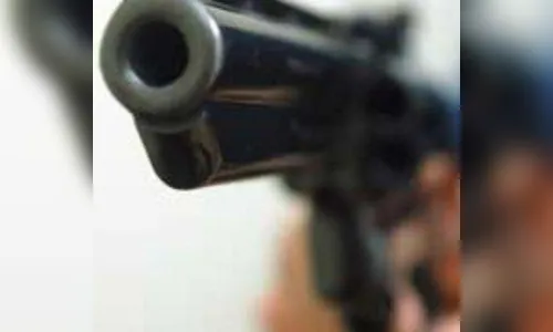 Homem que se negou a usar máscara em supermercado é morto a tiros pelo gerente