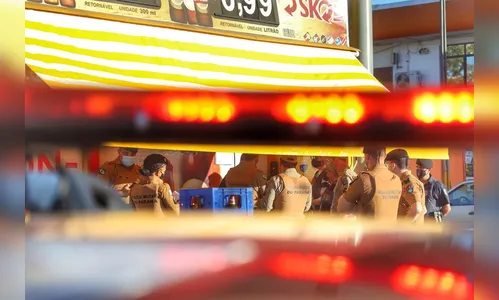 PM fecha 16 estabelecimentos em Curitiba por aglomeração de pessoas