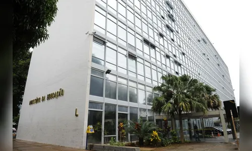 MEC revoga portaria que acabava com cotas para negros e índios