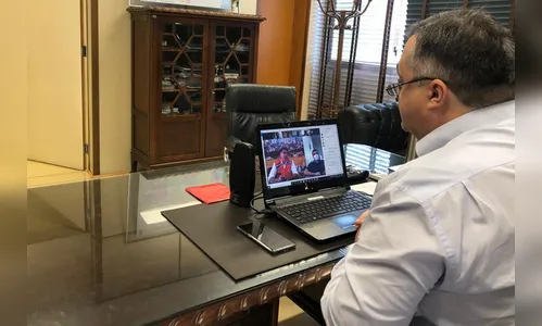 Secretário da Saúde discute pandemia com prefeitos do Oeste