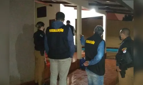 Fiscalização barra festa com cerca de 50 pessoas