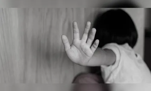 Homem é detido acusado de molestar uma criança em Maringá