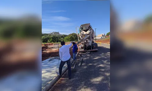 Rua em revitalização ganha passeio em Apucarana