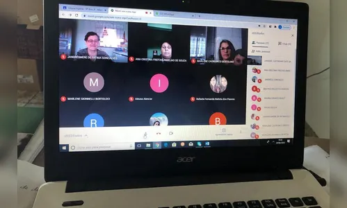 Conselhos de classe online aprimoram o ensino a distância