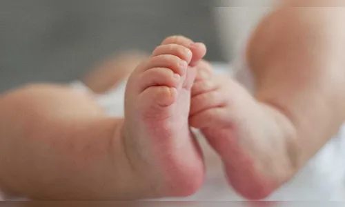 Criança de um ano e quatro meses se queima com sopa em Apucarana