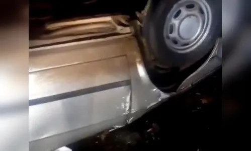 Samu e Siate atendem capotamento entre Apucarana e Arapongas