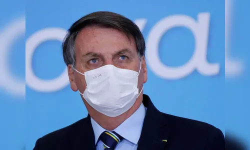 Bolsonaro faz novo veto à lei das máscaras e desobriga uso em presídios