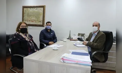 Consórcio permite que agricultores vendam produtos em 30 municípios