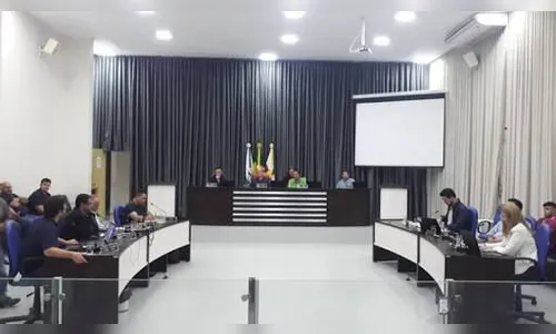 VEREADORES E SEUS PARTIDOS