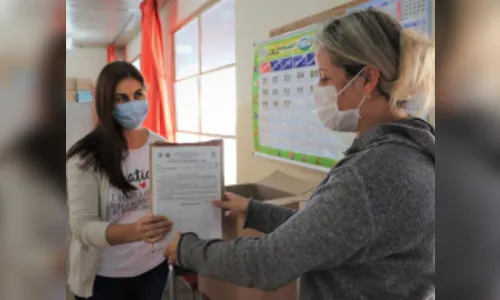 Alunos receberão novos kits para atividades em casa