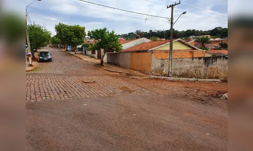 Prefeito autoriza recape e asfalto novo no Jardim Andorinhas