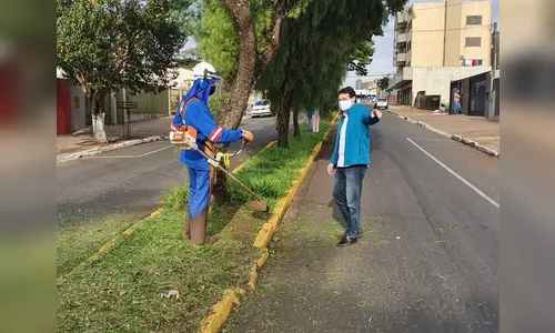 Equipes atuam na roçagem em vários pontos da cidade