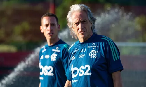 Interino do Benfica evita comentar possível contratação de Jorge Jesus