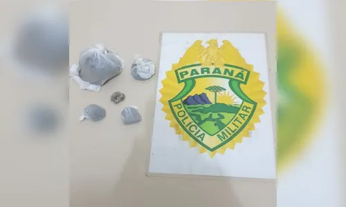 PM de Apucarana apreende maconha e adolescente na Vila Regina