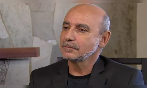 STJ concede prisão domiciliar a Fabrício Queiroz e à mulher Márcia