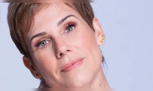 Ex-paquita Andrea Veiga cai em golpe no whatsApp