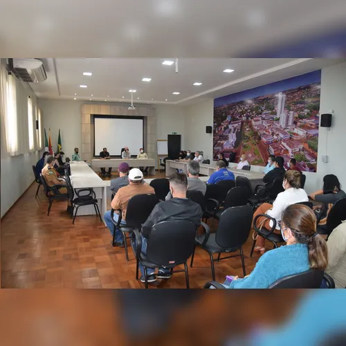 Prefeitura de Ivaiporã decide pela manutenção de bares e lanchonetes abertos