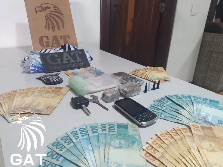 Homem é preso suspeito de tráfico de drogas em Arapongas
