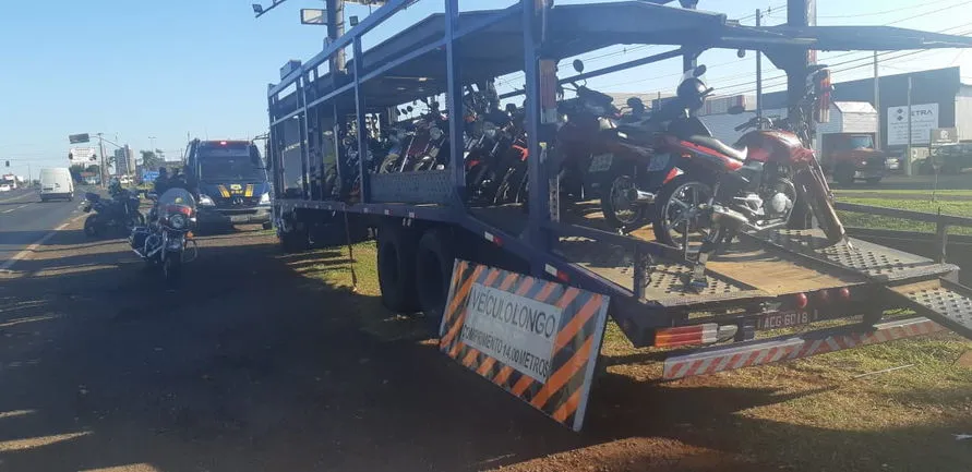 PRF realiza operação para fiscalizar motos em Arapongas e Rolândia