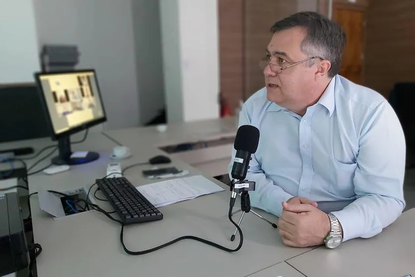 Reunião com especialistas debate enfrentamento da Covid-19