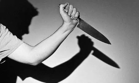 Mulher é ameaçada pelo marido com facão em Apucarana