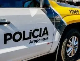 Homens com mandados judiciais são encaminhados para a delegacia de Arapongas