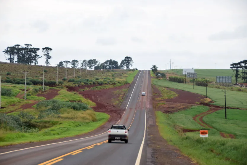 O trevo  faz a ligação da PR-466 com a estrada rural do Ouro Verde que está recebendo pavimentação de asfalto