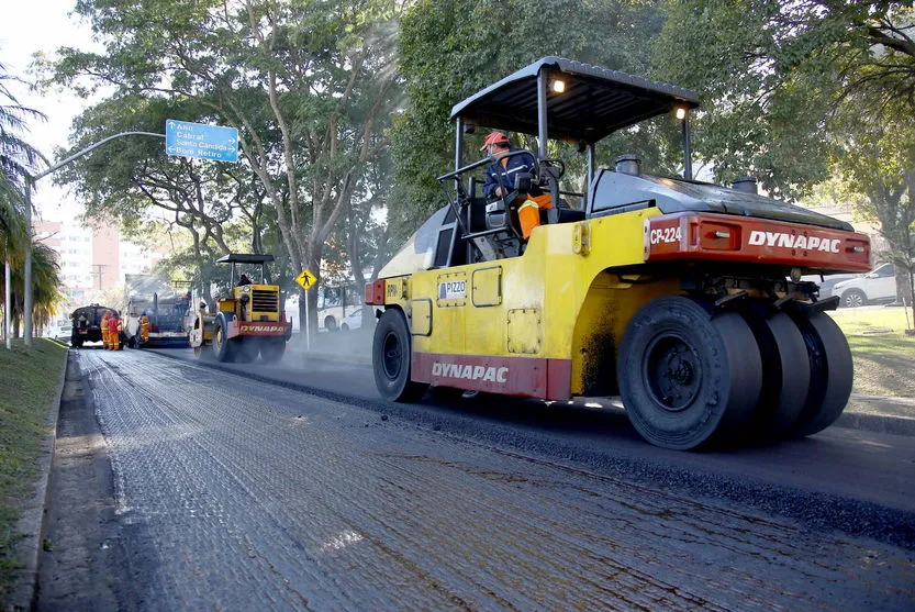 Pavimentação nova nos municípios já alcança 1,7 mil quilômetros